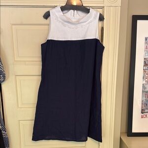 Sara Campbell White and Blue Sheath Dress Mock Neck Sleeveless